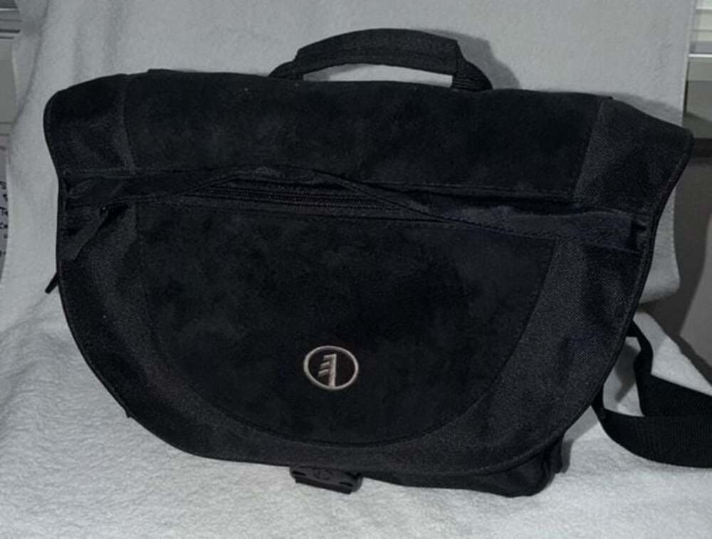 Tamrac Rally Black Canvas Shoulder Messenger Camera Bag